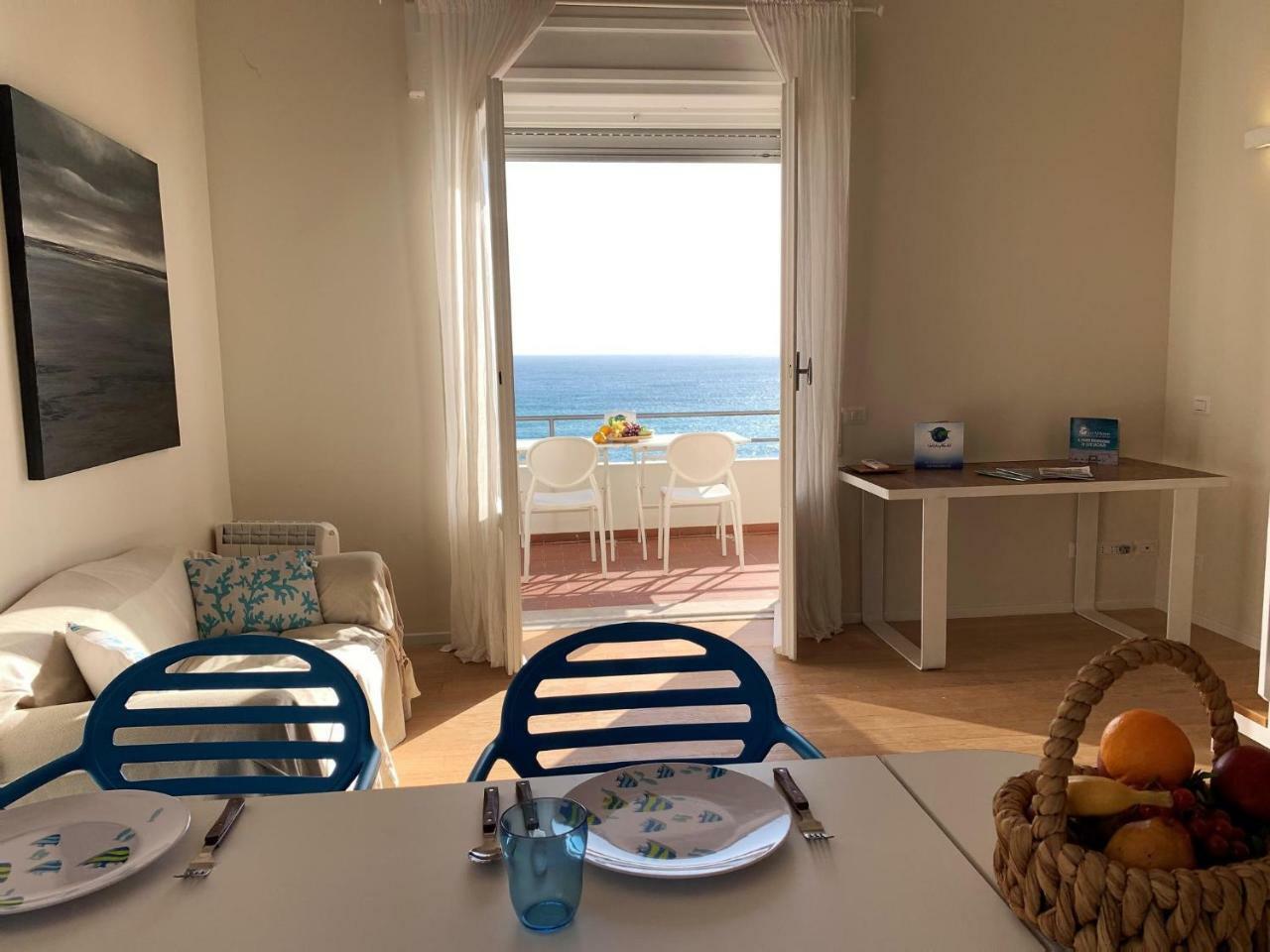 Villa Giulia By Holiday World Рекко Экстерьер фото
